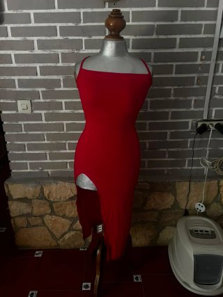 Vestido largo azul con lentejuelas