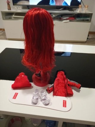 Muñeca Rainbow High Ruby