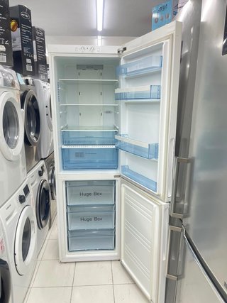 Nevera Haier Blanca con garantia transporte.