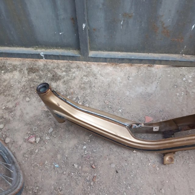 Chasis Derbi Variant SLE Dorado