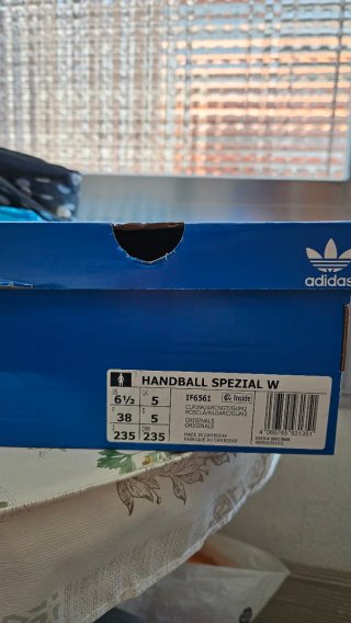 Zapatillas Adidas Spezial Rosa/Negro Nuevas