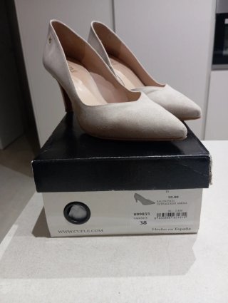 Zapatos Cuple Beige Talla 38