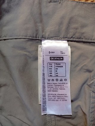 Pantalón corto Decathlon Quechua Talla 44