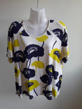 Camiseta estampada flores