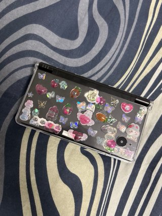 Nintendo DSi Negra + Cargador