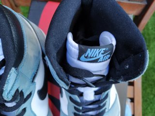 Jordan 1 High University Talla 44.5 Eur.