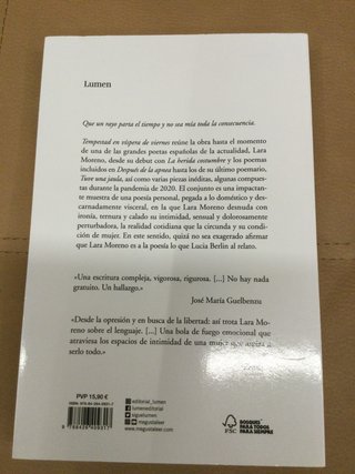 LOTE 2 LIBROS LARA MORENO Y KARINA SAINZ