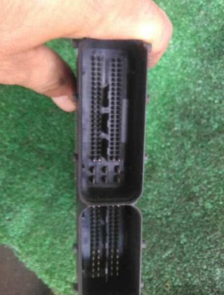 Centralita dodge 194056 0281013693 caliber 2.0 16v