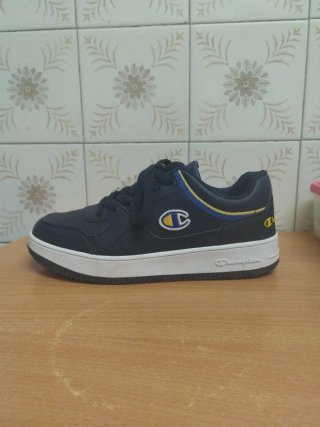 Zapatillas Champion Negras y Blancas