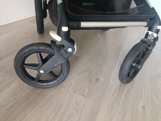 Bugaboo Fox 2 + saco invierno y manopla