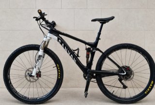 Bicicleta Canyon Lux CF Carbono 29