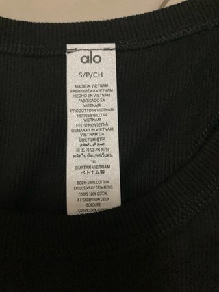 Top Alo Yoga nero taglia S