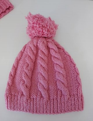 Lote 4 Cappelli di Maglia Rosa e Marrone
