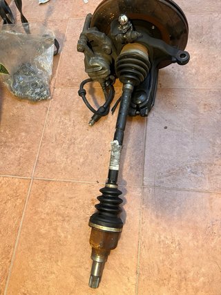 Transmisión, Mangueta, Freno Delantero Peugeot 208