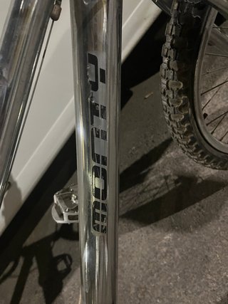 Bicicleta BMX Monty Plata