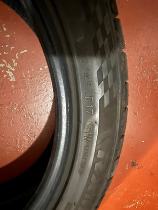 215/45 R17 91W