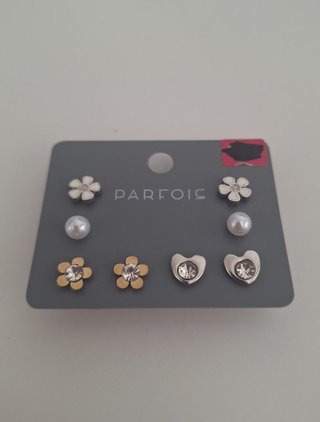 Lote 4 pares pendientes Parfois niña