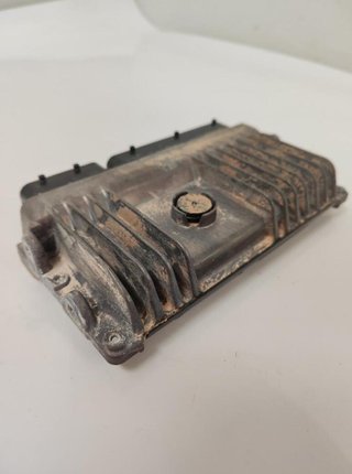 302032 centralita motor uce 89661f4550 toyota c-hr