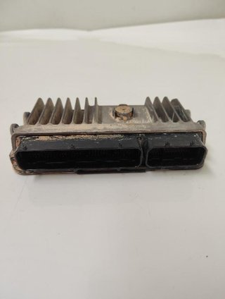 302032 centralita motor uce 89661f4550 toyota c-hr