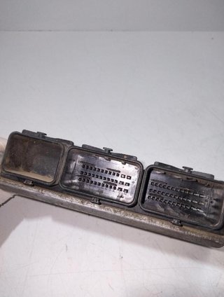 Citroen 273114 centralita 0281001839 saxo 1.5 d sx