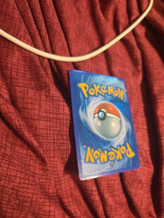 Carta Pokémon Mew VMAX 114/264 Metálica