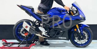 Tubo de escape Akrapovic Yamaha R3