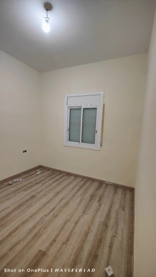 Instalación profesional de parquet laminado, SPC