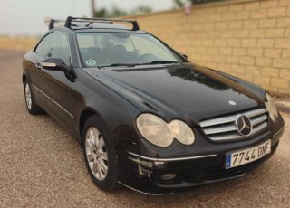 Mercedes-Benz  CLK 2005