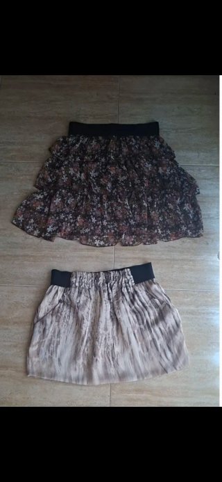 Lote 36/38, Blanco, 2 faldas estampadas