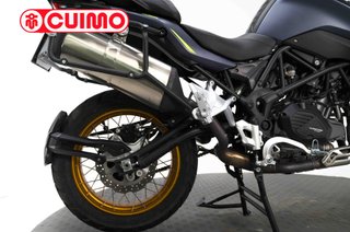 QJ MOTOR SRT 550 X
