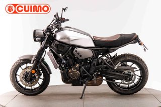 YAMAHA XSR 700