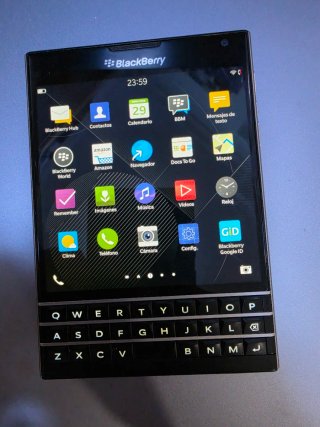 BlackBerry Passport Negro