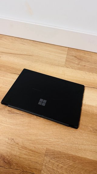 Microsoft Surface Pro 7+ Negra – Potencia Portable