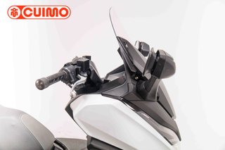 HONDA FORZA 125