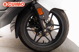 HONDA FORZA 125