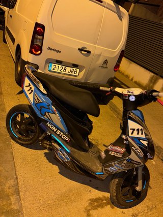 Yamaha Jog R Scooter