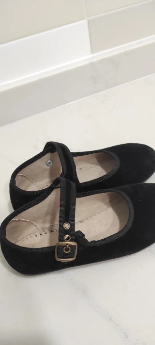 Manoletinas terciopelo negro con hebilla