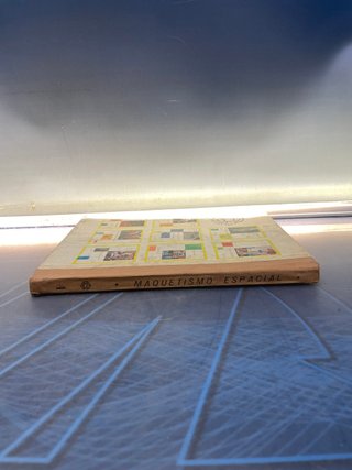 Libro, maquetismo espacial, JOSE R AROCA. DONCEL. 1°EDICION 1964. CONTIENE DESPLEGABLES