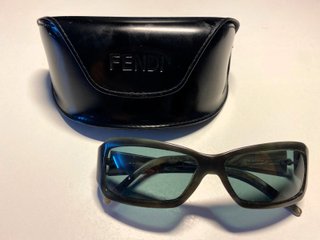 Gafas de sol Fendi verde oscuro