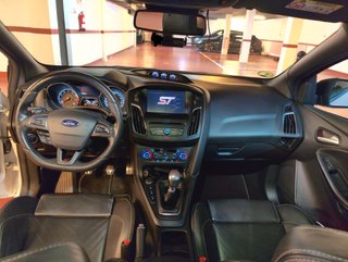 Ford Focus ST 2.0 EcoBoost 250 CV
