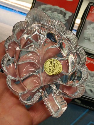 5 platos pequeños decorativos de la marca Cristal d'Arques modelo Fougère. 11x08x02 cm