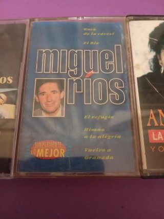 Lote 3 Cintas Cassette: Celtas Cortos, Miguel Ríos