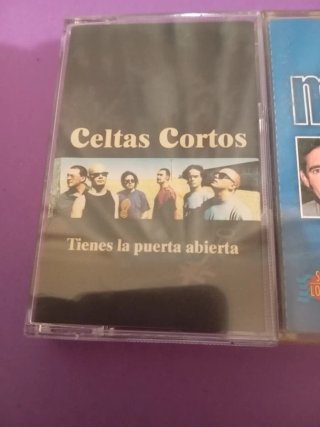 Lote 3 Cintas Cassette: Celtas Cortos, Miguel Ríos