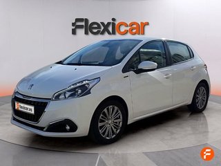 Peugeot 208 5P Signature 1.2L PureTech 81KW (110CV)
