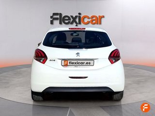 Peugeot 208 5P Signature 1.2L PureTech 81KW (110CV)