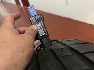 215/55 R17 94V Bridgestone