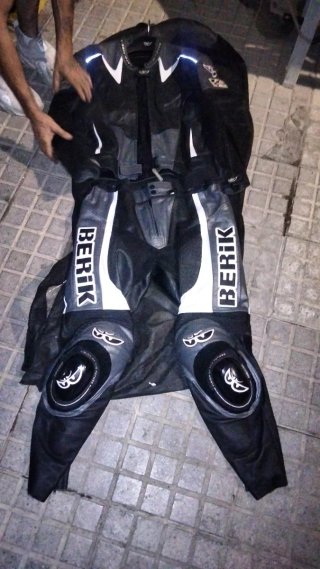Mono Moto GP 2 Piezas Talla XXL