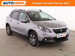 Peugeot 2008 1.2 e-VTi Style