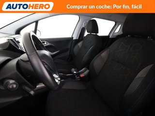 Peugeot 2008 1.2 e-VTi Style