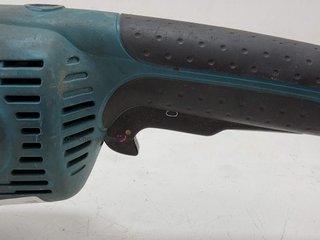 radial makita ga9020r